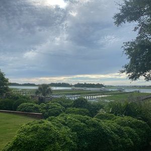 Meet your Posher, Chloe